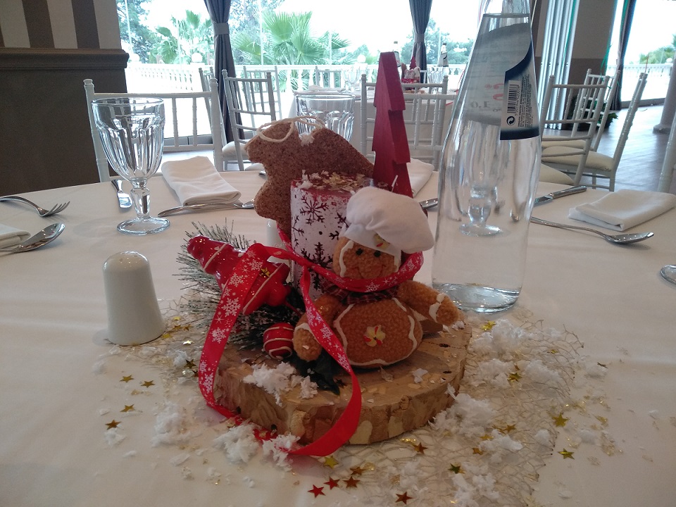 Xριστουγεννιάτικο τραπέζι gingerbread