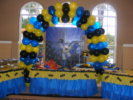 Διακόσμηση CANDY BAR με μπαλόνια : ΒΑΤΜΑΝ