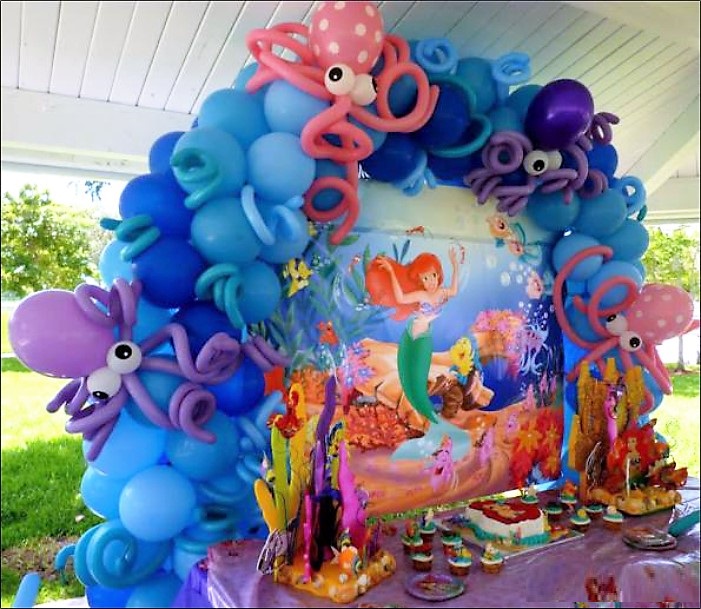 Διακόσμηση CANDY BAR με μπαλόνια : ΜΙΚΡΗ ΓΟΡΓΟΝΑ